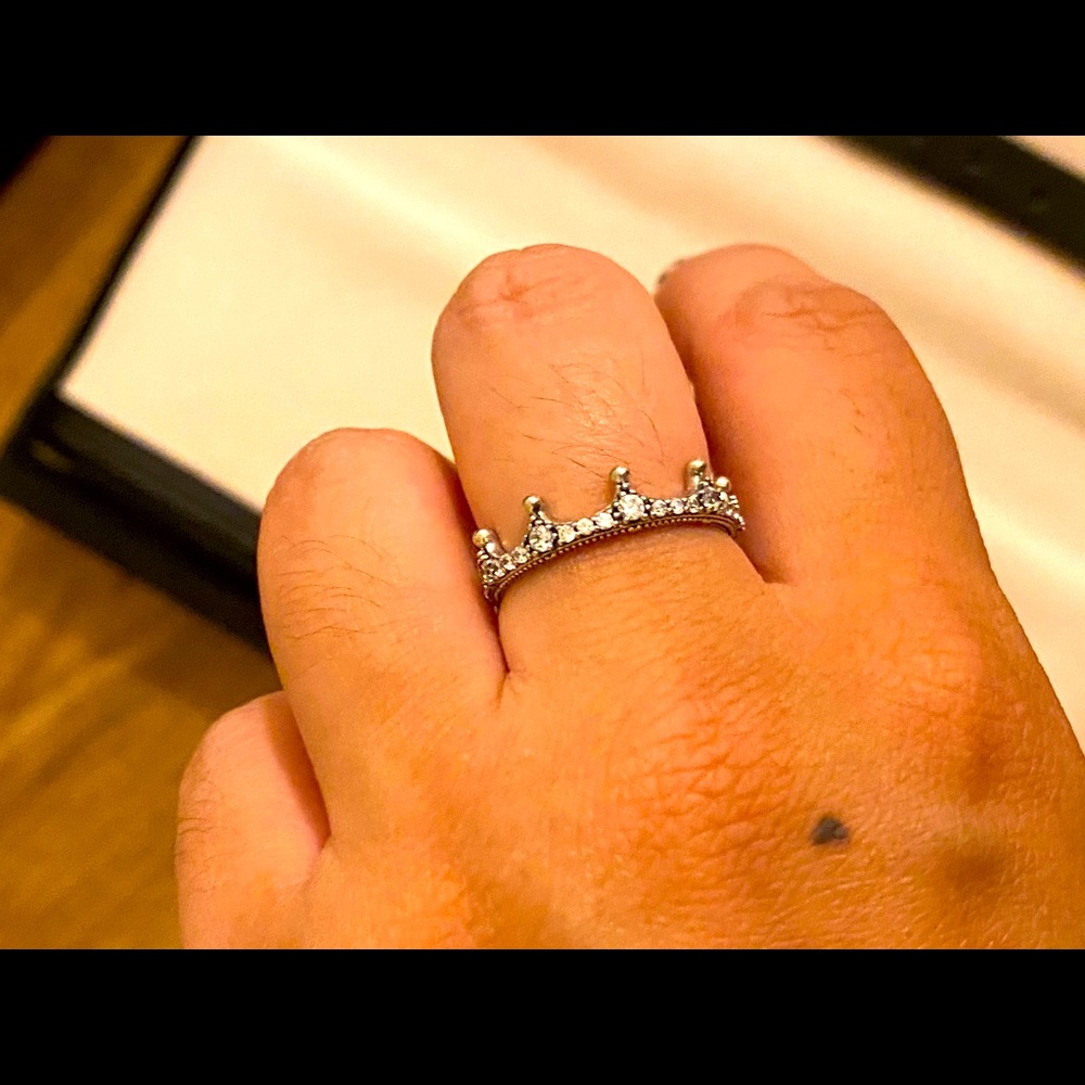 Pandora silver crown ring
